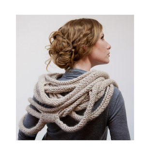 Medusa Loop Scarf by Leah Coccari-Swift. Image source: Ravelry.com